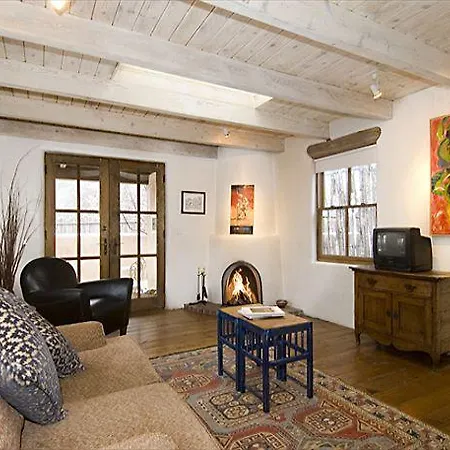 Old Charm One-bedroom Holiday Santa Fe