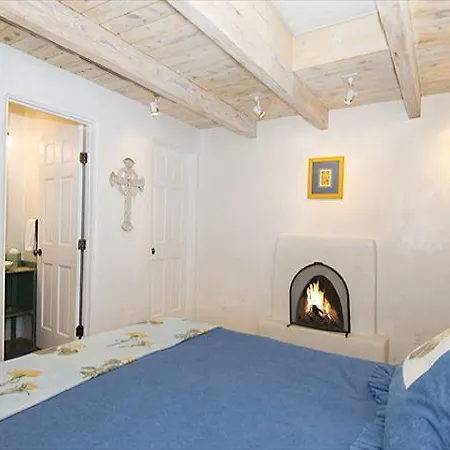Old Charm One-bedroom Holiday * Santa Fe